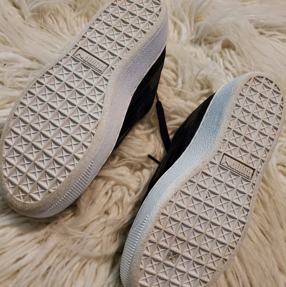 Puma - Picture 3 of 3